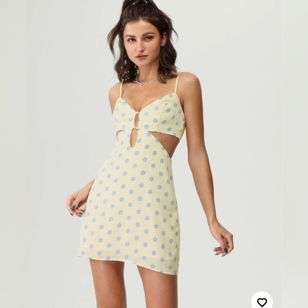 Cider Ditsy Floral Cami Dress cut out light yellow with blue flowers XL (12) - Picture 4 of 13